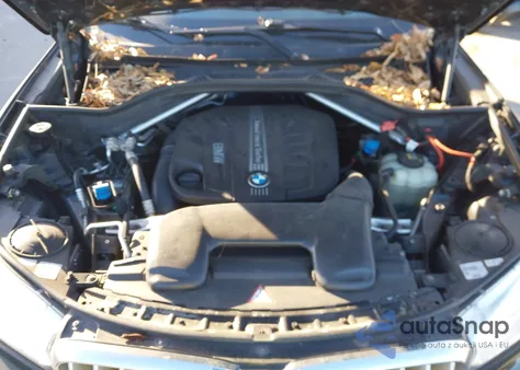 2015 BMW X5 xDrive35D z USA, uszkodzony, nr VIN 5UXKS4C5XF0N11689